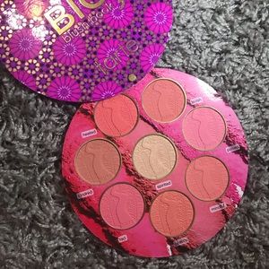 Tarte Big Blush Palette